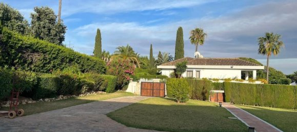 Villa de 4 dormitorios en Marbella, Spain No. 173017 2