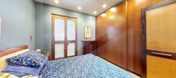 4 rooms Apartment in Pomigliano d'Arco, Italy No. 22507 13