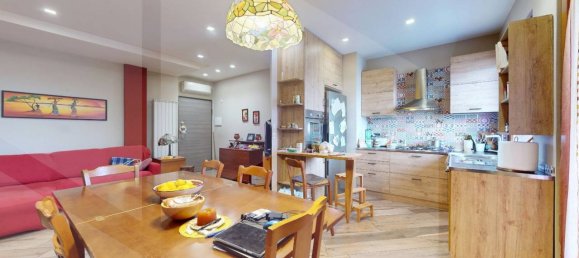 4 rooms Apartment in Pomigliano d'Arco, Italy No. 22507 6