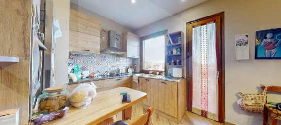 4 rooms Apartment in Pomigliano d'Arco, Italy No. 22507 8