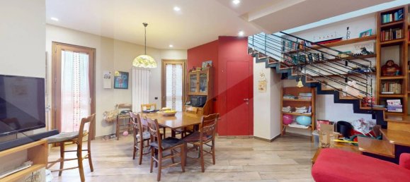 4 rooms Apartment in Pomigliano d'Arco, Italy No. 22507 3