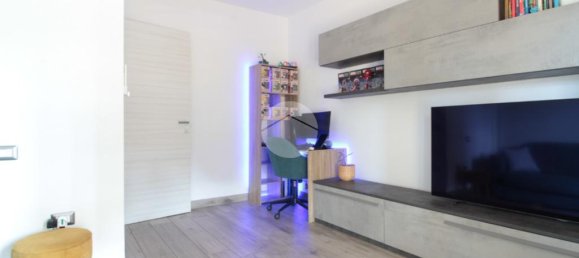 2 Schlafzimmer Wohnung in Quartu Sant'Elena, Italy, Nr. 282556 3