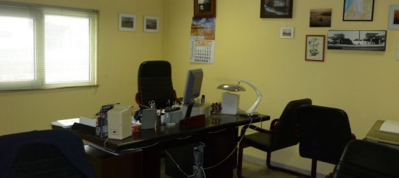 Entrepôt à Asturias, Spain 615m² No. 70821 4