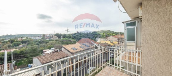 3 rooms Apartment in Catania, Italy No. 108995 25