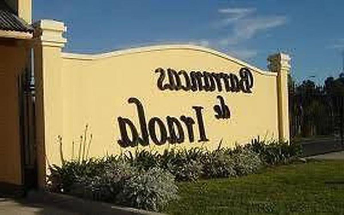 Grundstück in Berazategui, Argentina, Nr. 112841