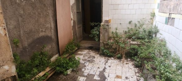 1 chambre Appartement à San Giorgio a Cremano, Italy No. 334773 10