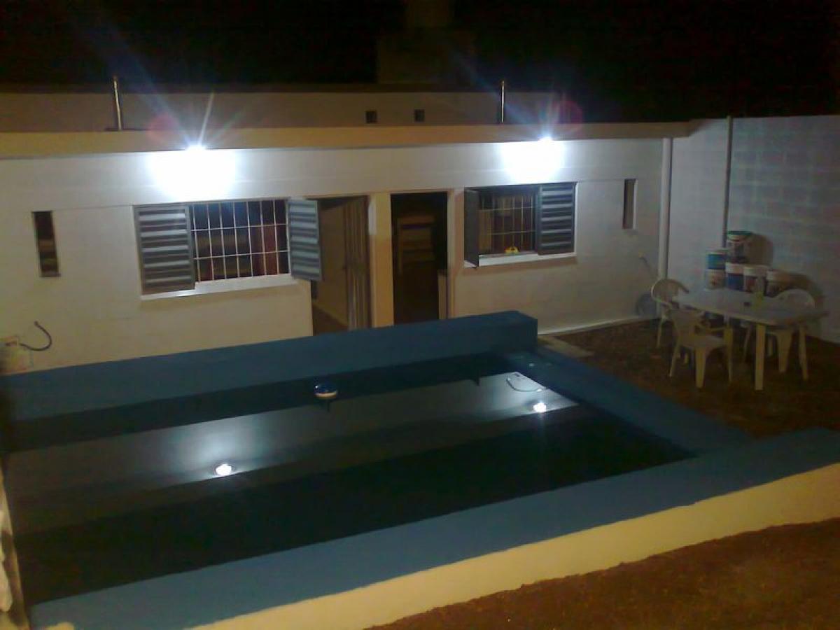 486m² Commercial property in Cordoba, Argentina No. 23642