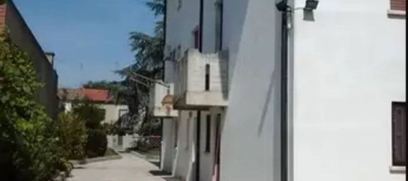 3غرفة منزل في Sermide e Felonica, Italy رقم 108165 6