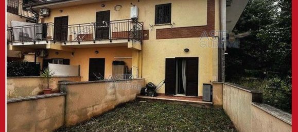 5 bedrooms Apartment in Rome, Italy No. 330844 27