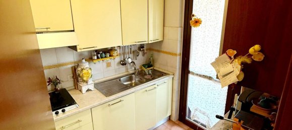 Apartamento de 3 divisões em Civitavecchia, Italy N.º 281239 9