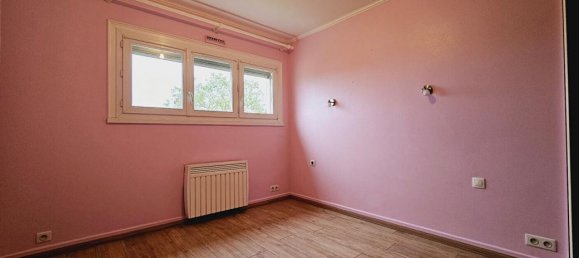 3 bedrooms Apartment in Bourges, France No. 226830 8