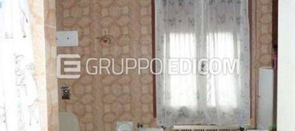 6-salle Appartement à Legnago, Italy No. 195037 5