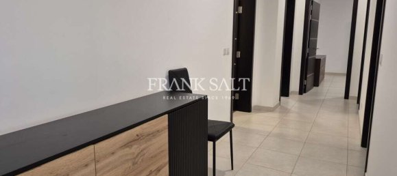 3 chambres Appartement à Saint Julian's, Malta No. 2925 6