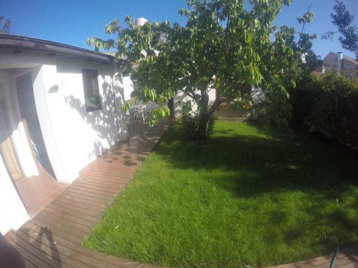 4 bedrooms House in Buenos Aires, Argentina No. 60023