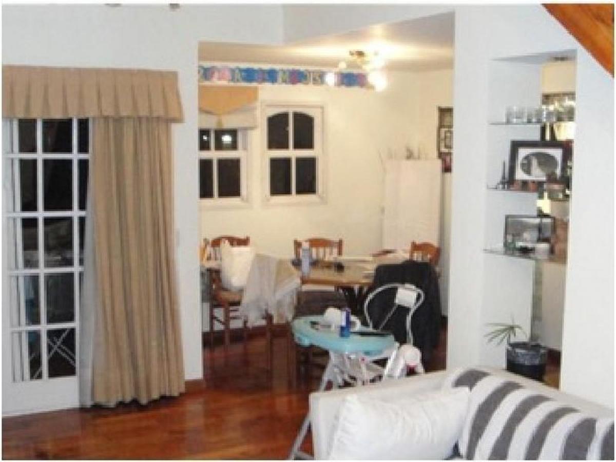 Studio in Bermudez, Argentina No. 84988