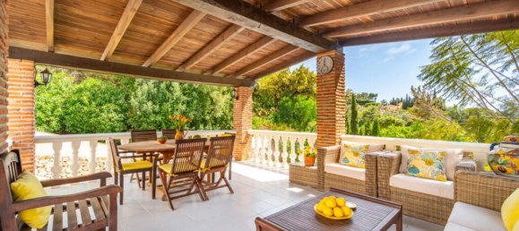 Villa de 4 dormitorios en Málaga, Spain No. 177873 2