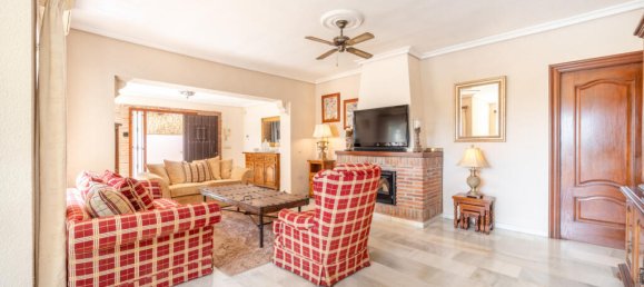 Villa de 4 dormitorios en Málaga, Spain No. 177873 7