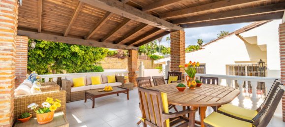 Villa de 4 dormitorios en Málaga, Spain No. 177873 11