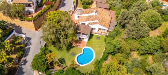 Villa de 4 dormitorios en Málaga, Spain No. 177873 44