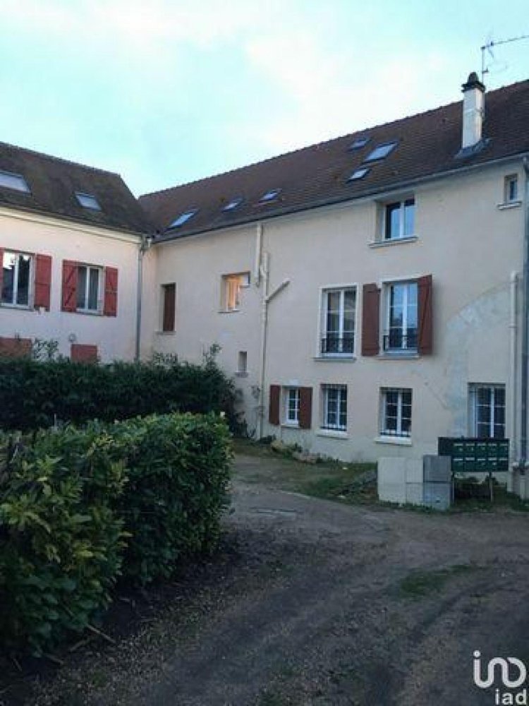 Кондоминиум  с 2 спальнями в Гонесс, Франция № 23072