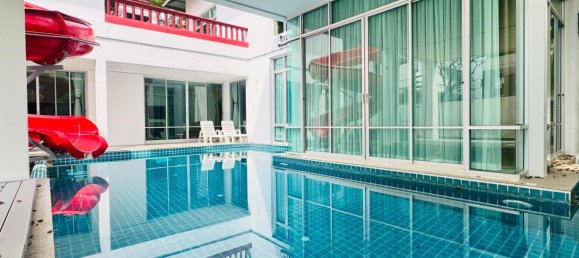 Вилла с 5 спальнями в Паттайя, Таиланд № 70249 2