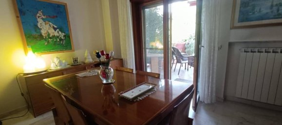 4-salle Appartement à Casagiove, Italy No. 23298 10