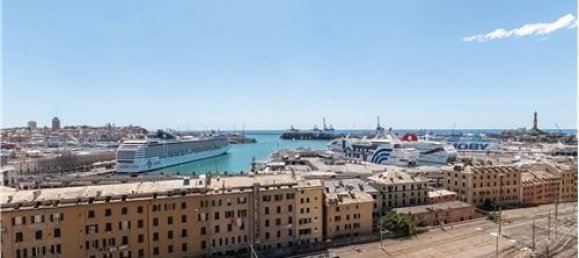 3 bedrooms Apartment in Genoa, Italy No. 279183 3