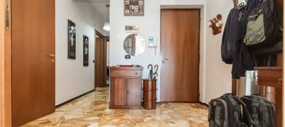 3 bedrooms Apartment in Genoa, Italy No. 279183 19