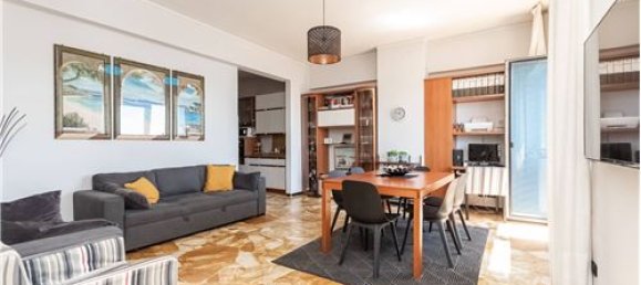 3 bedrooms Apartment in Genoa, Italy No. 279183 8