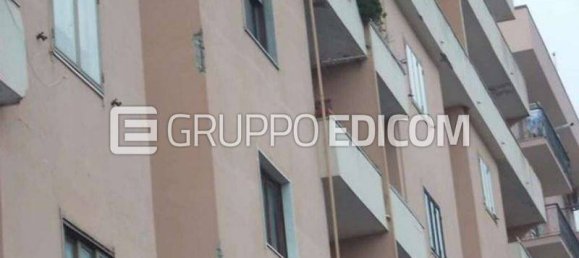 5-salle Appartement à Catanzaro, Italy No. 186091 2