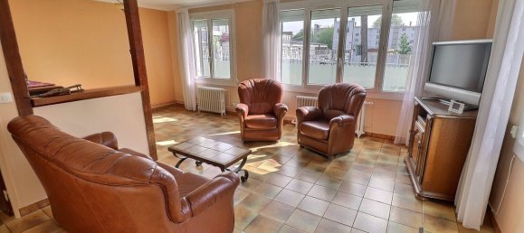 Villa de 2 dormitorios en Neuilly-Plaisance, France No. 186441 3