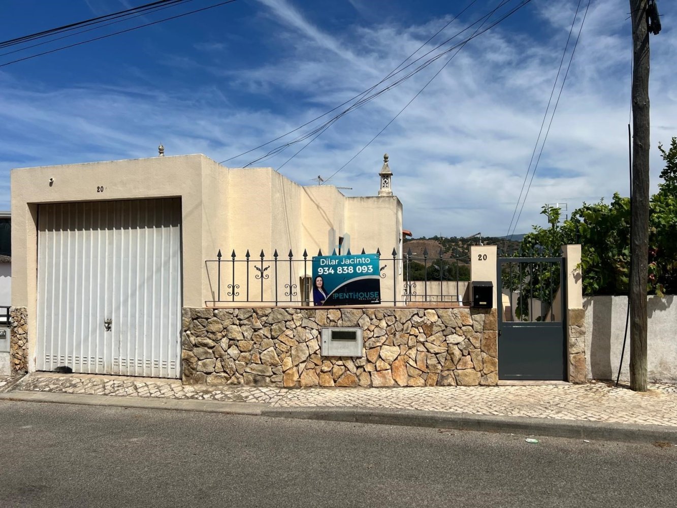 3 bedrooms Villa in Portimao, Portugal No. 255729