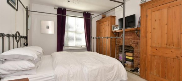 Дом с 4 спальнями в Эссекс, Великобритания № 3959 10