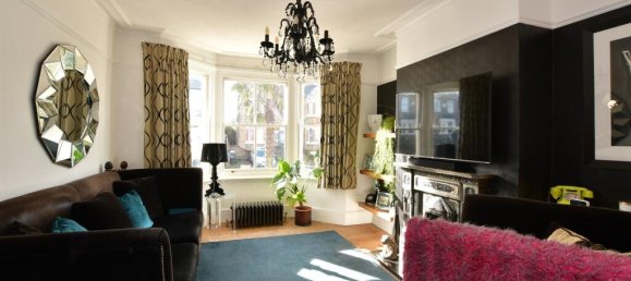 Дом с 4 спальнями в Эссекс, Великобритания № 3959 5