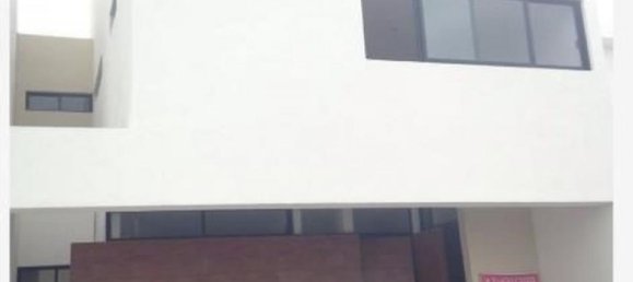 Casa de 3 dormitorios en Querétaro, Mexico No. 160116 2