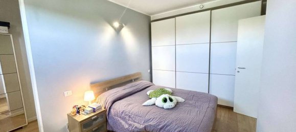 2 Schlafzimmer Wohnung in Milan, Italy, Nr. 317930 9