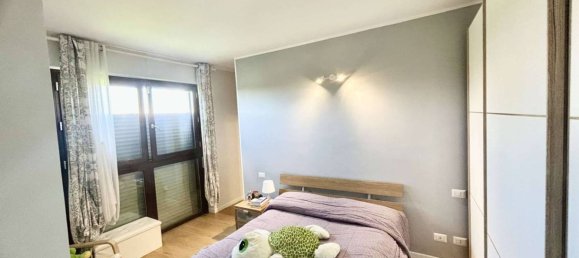 2 Schlafzimmer Wohnung in Milan, Italy, Nr. 317930 11