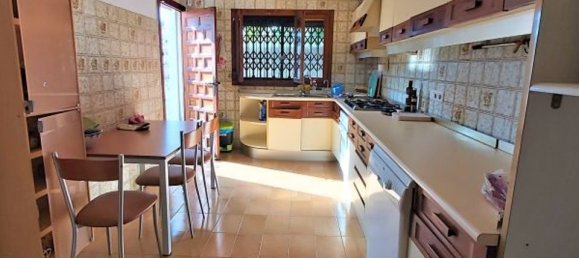 Casa de 4 dormitorios en Torrevieja, Spain No. 183588 5