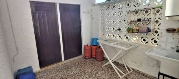 Casa de 4 dormitorios en Torrevieja, Spain No. 183588 6