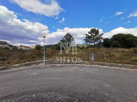 644m² Land in Viana do Castelo, Portugal No. 76377
