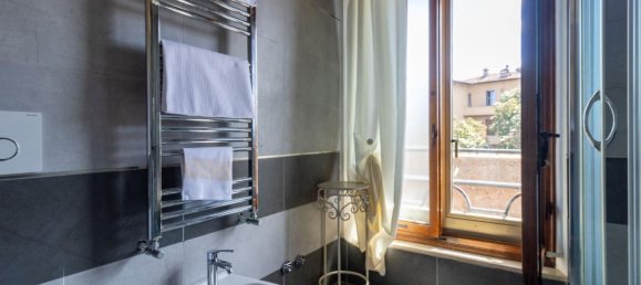 4 bedrooms Apartment in Siena, Italy No. 329341 18