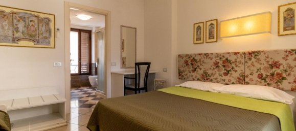 4 bedrooms Apartment in Siena, Italy No. 329341 10