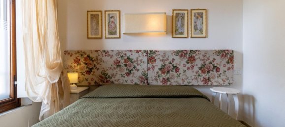 4 bedrooms Apartment in Siena, Italy No. 329341 32