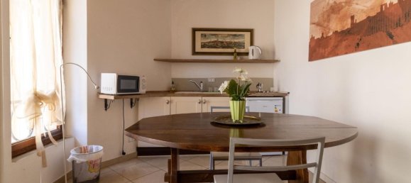 4 bedrooms Apartment in Siena, Italy No. 329341 4