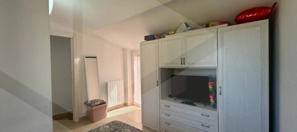 Вилла с 4 комнатами в Рим, Италия № 28606 30