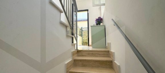 Вилла с 4 комнатами в Рим, Италия № 28606 14