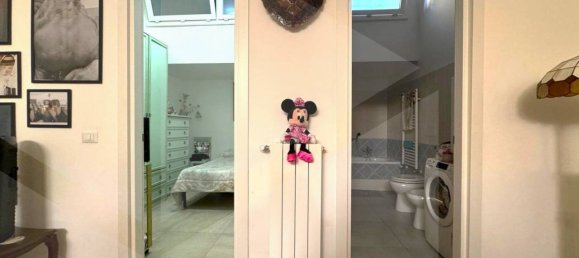 Вилла с 4 комнатами в Рим, Италия № 28606 2