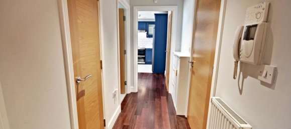 2 bedrooms Apartment in London, United Kingdom No. 13472 9