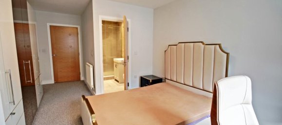 2 bedrooms Apartment in London, United Kingdom No. 13472 10