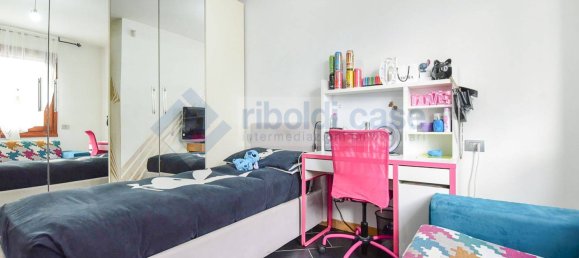 Квартира с 3 спальнями в Джуссано, Италия № 173084 31